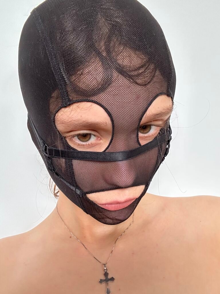 Grip mask